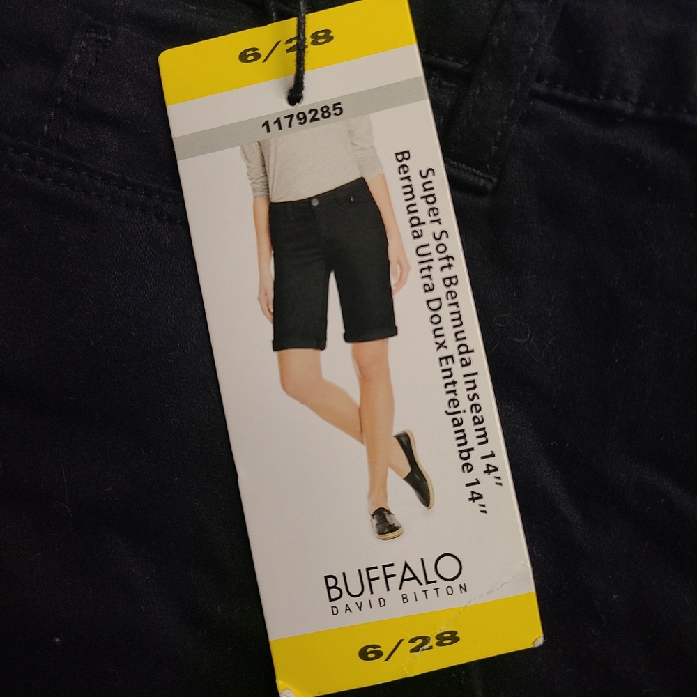 Buffalo David Bitton mid-rise 6/28 Bermuda short